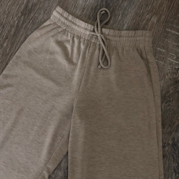 Aritzia- Wilfred Free lounge pants - Picture 2 of 4